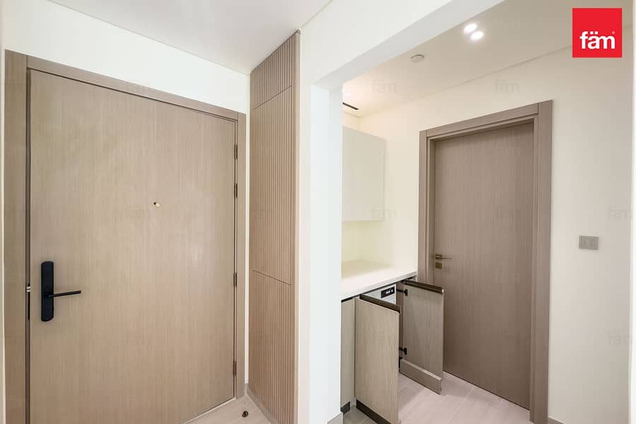 Ready to Move | Largest 1BR | HighEnd Finishing - Image 14