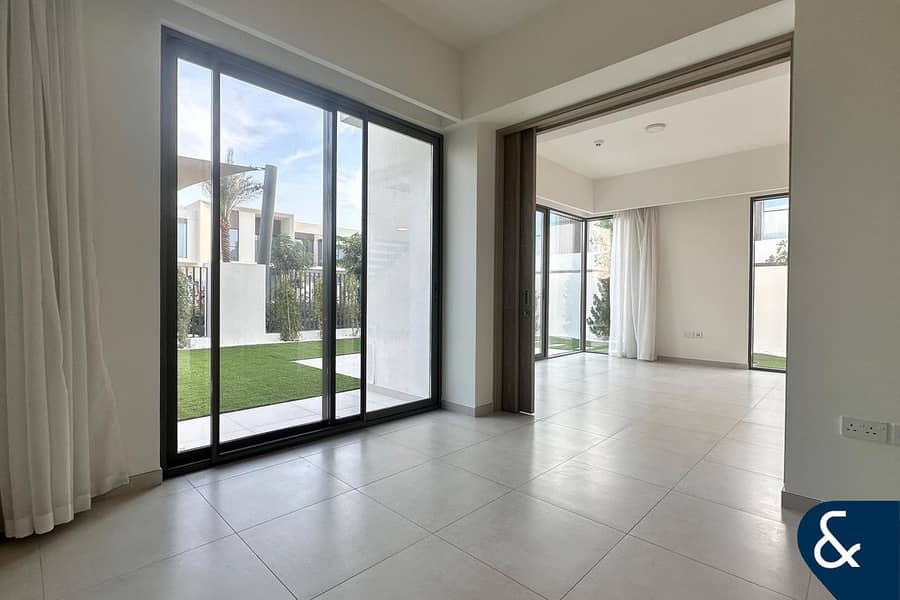 Park Backing | Landscaped Garden | 4 Bed - Image 8