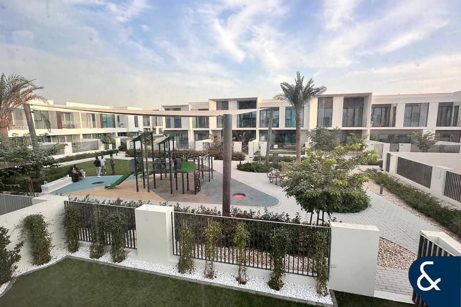 Park Backing | Landscaped Garden | 4 Bed - Image 12