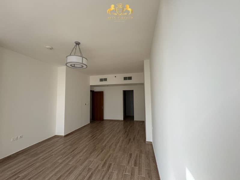 Spacious 3 BHK for Sale | Meera Tower | Al Habtoor - Image 7