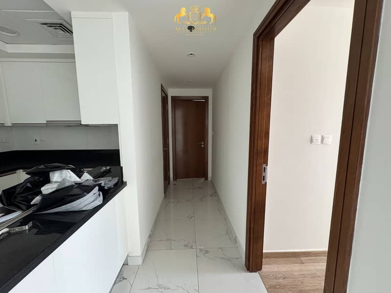 Spacious 3 BHK for Sale | Meera Tower | Al Habtoor - Image 9