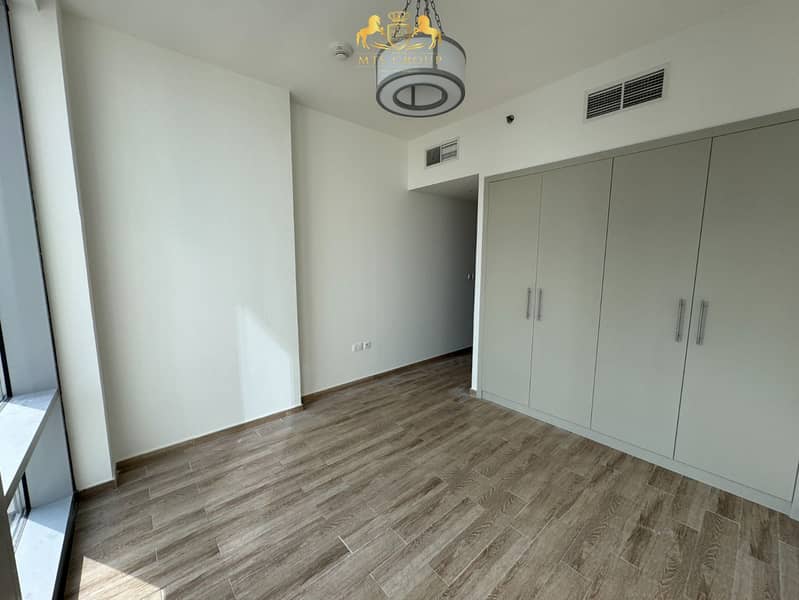 Spacious 3 BHK for Sale | Meera Tower | Al Habtoor - Image 13