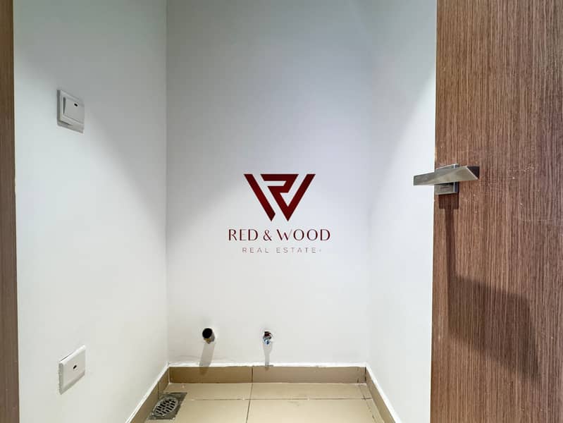 Huge Size || Ready To Move || Amazing Layout