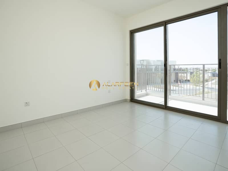 4BR+Maid | Spacious Villa | Best Location - Image 7