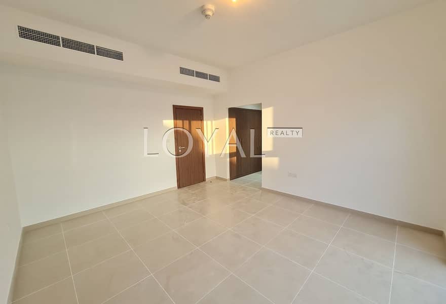4 BR+ Maid | Spacious Layout | Well Maintained - Image 7