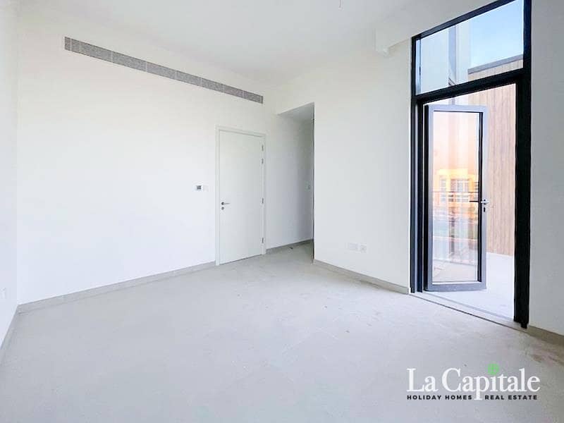 On Pool and Park | Premium Corner Unit | Brand New - Image 14