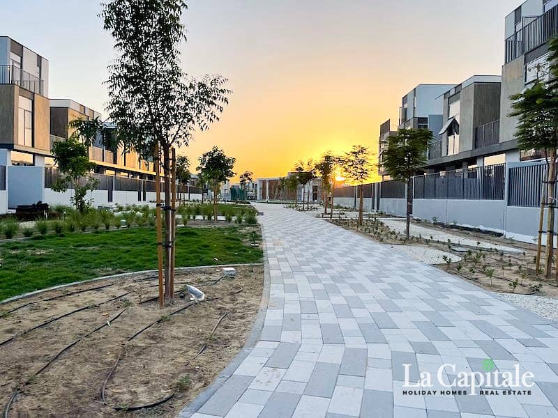 On Pool and Park | Premium Corner Unit | Brand New - Image 29