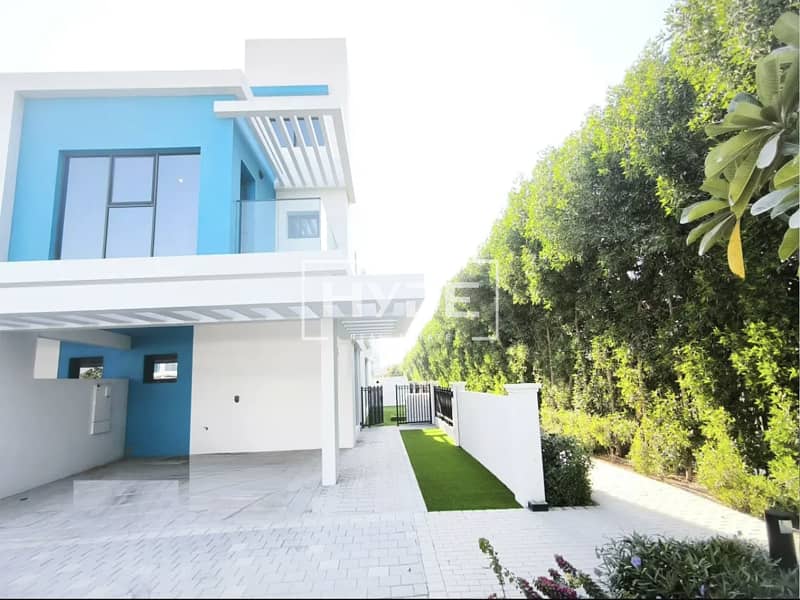 Corner End Unit || Vacant || Brand New |