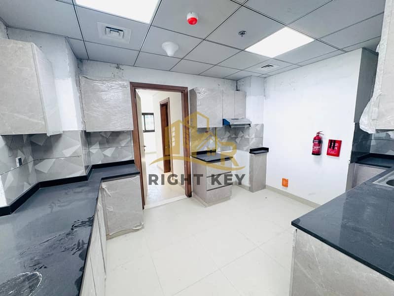 BRAND NEW 3BHK +MAID WITH BATHROOM ONLY 160K/ HIGHER FLOOR