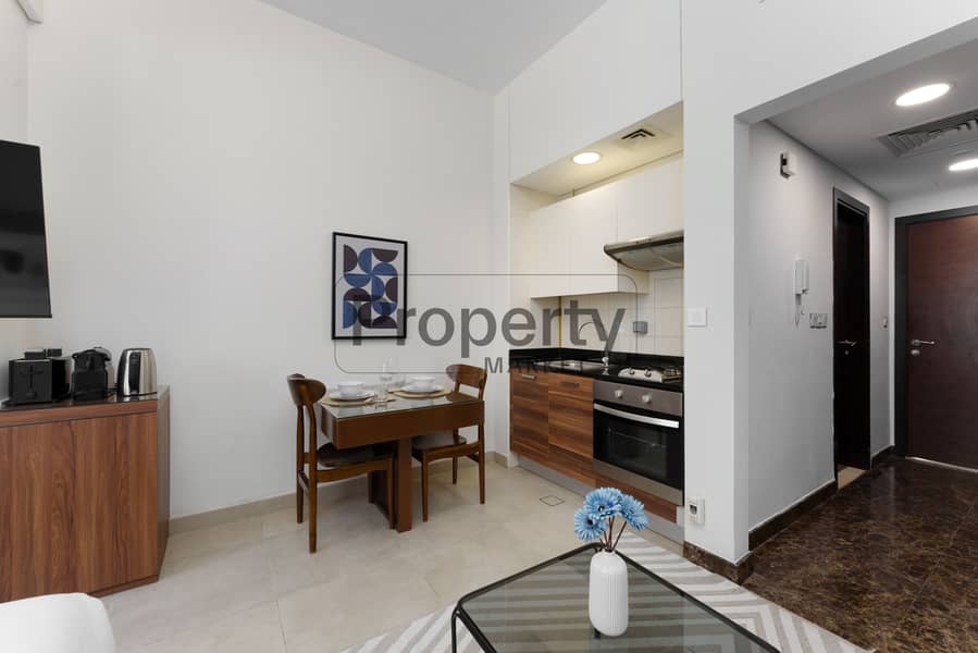 Chic Studio | Fully Furnished | Balcony | Vacant