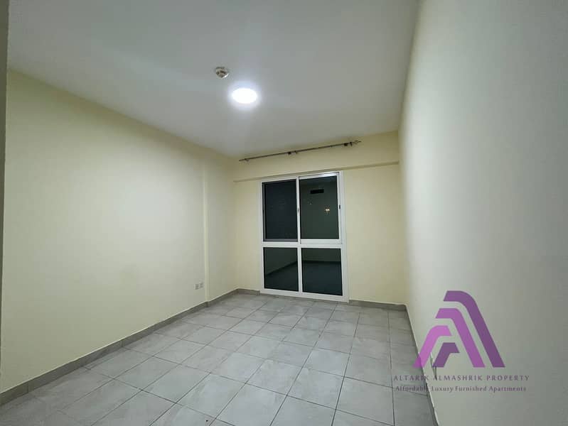 Prime Location Ready to move Vacant 1Bed with Balcony
