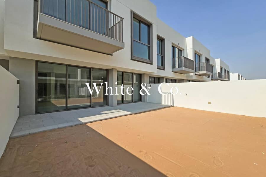 Corner Kitchen | Bold Design | Ready Unit - Image 11