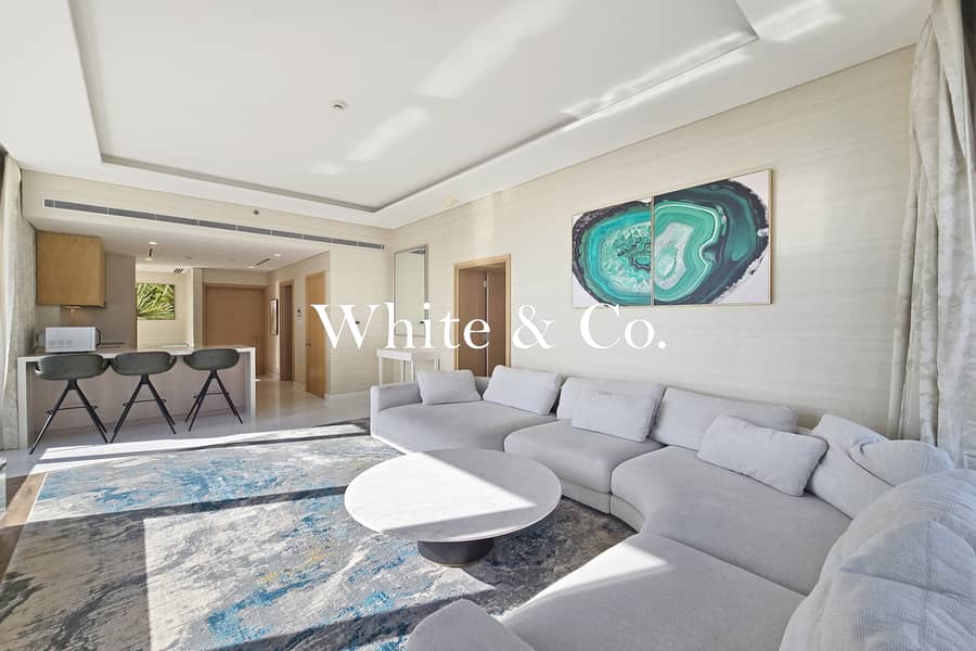 Corner Unit | Available | Upgraded Furnishing