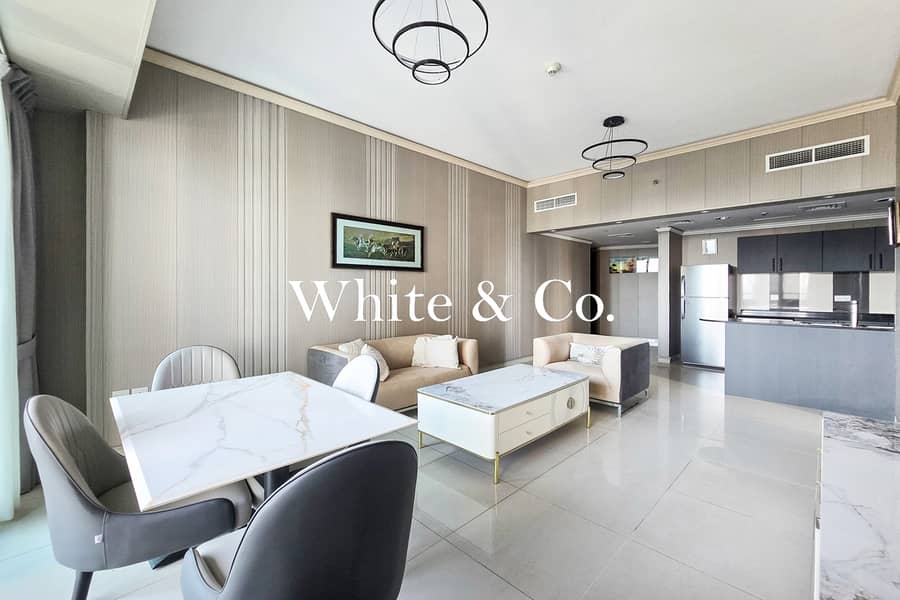 FULLY FURNISHED | MODERN UNIT | UPGRADED