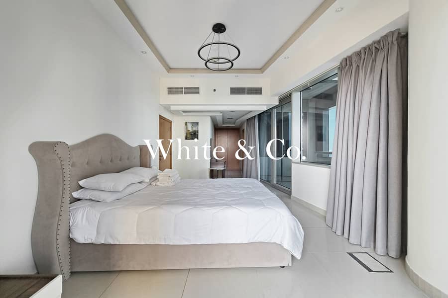 FULLY FURNISHED | MODERN UNIT | UPGRADED - Image 7