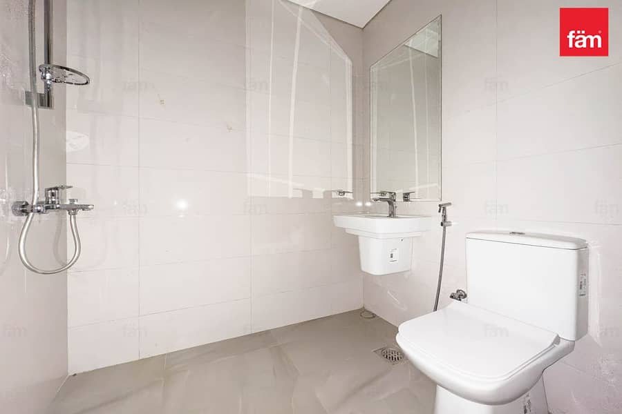 High ROI | 2 Parking | 3Bdr With Maid | Exclusive - Image 11