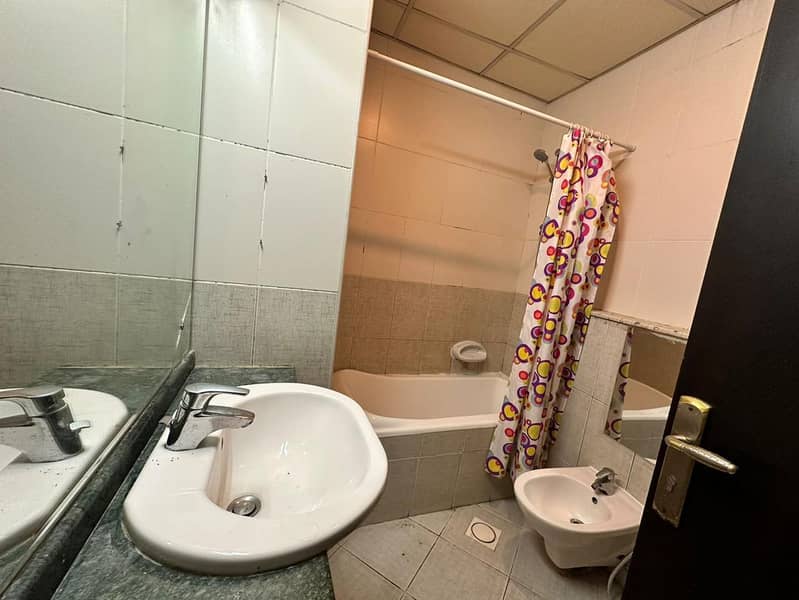 Lake Facing | Opposite DMCC Metro | Eviction Notice Served