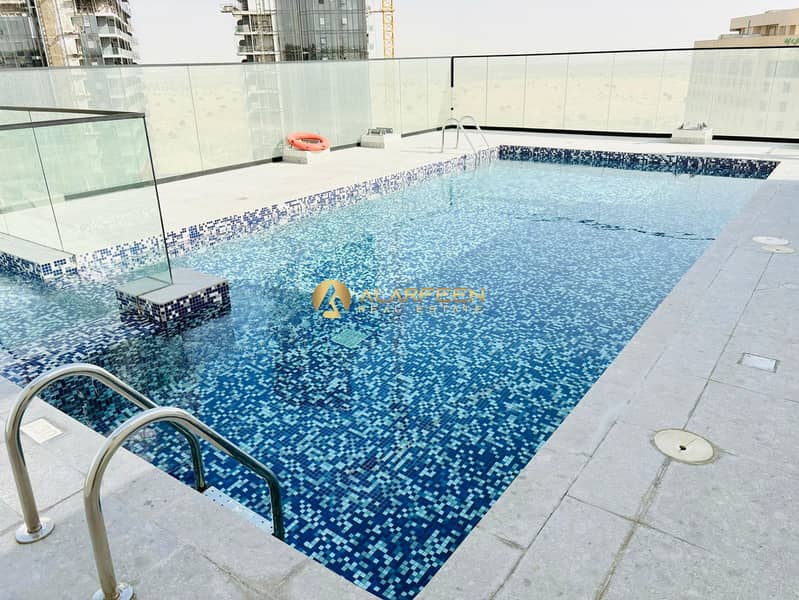 Spacious 1BR | Close Kitchen | All Amenities - Image 10