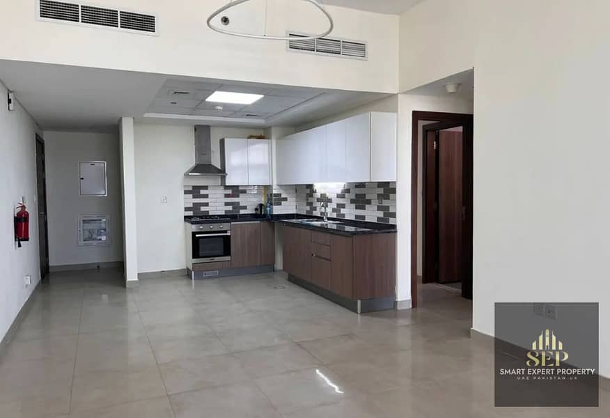 Vacant 2BR | Chiller Free | High Floor | Near Metro