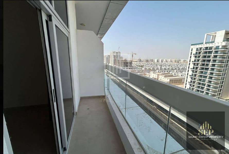 Vacant 2BR | Chiller Free | High Floor | Near Metro