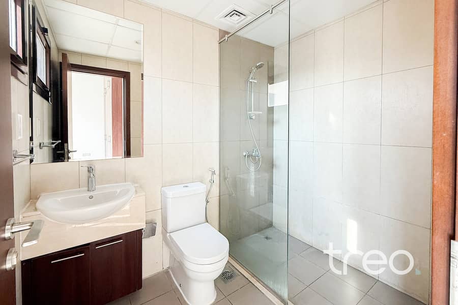 Great Location | Vacant | G + 2 | Maids Room - Image 21