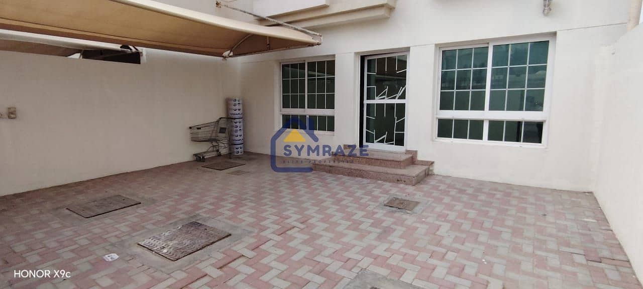 WELL MAINTAINED | BRIGHT & SPACIOUS 4BD + MAID