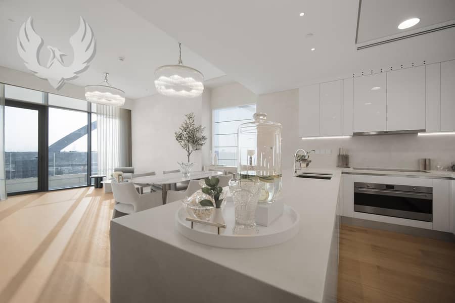 Direct Canal View | Vacant | Upgraded | Best Deal - Image 6