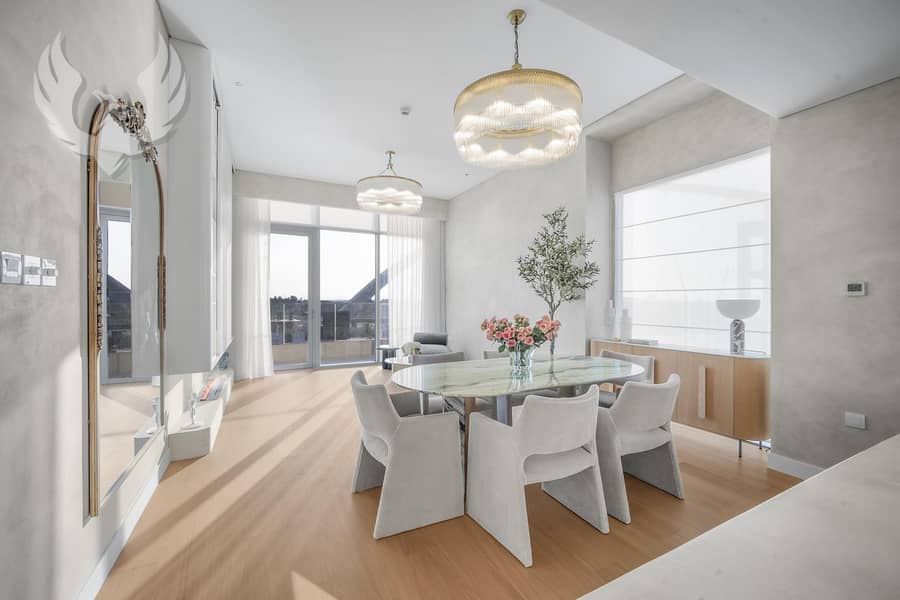 Direct Canal View | Vacant | Upgraded | Best Deal - Image 13