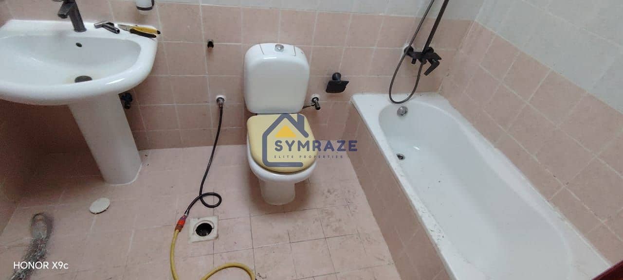 WELL MAINTAINED | BRIGHT & SPACIOUS 4BD + MAID - Image 18