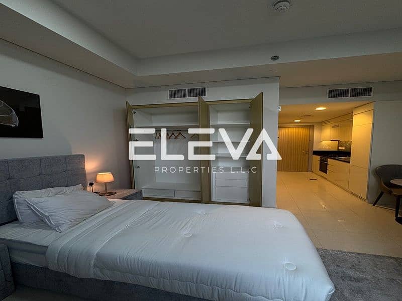 FULLY FURNISHED LUXURY STUDIO | HIGH-END FINISH | PRIME LOCATION