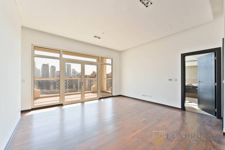 Stunning Views | Fully Upgraded | Penthouse - Image 17