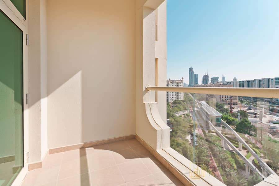 Stunning Views | Fully Upgraded | Penthouse - Image 32