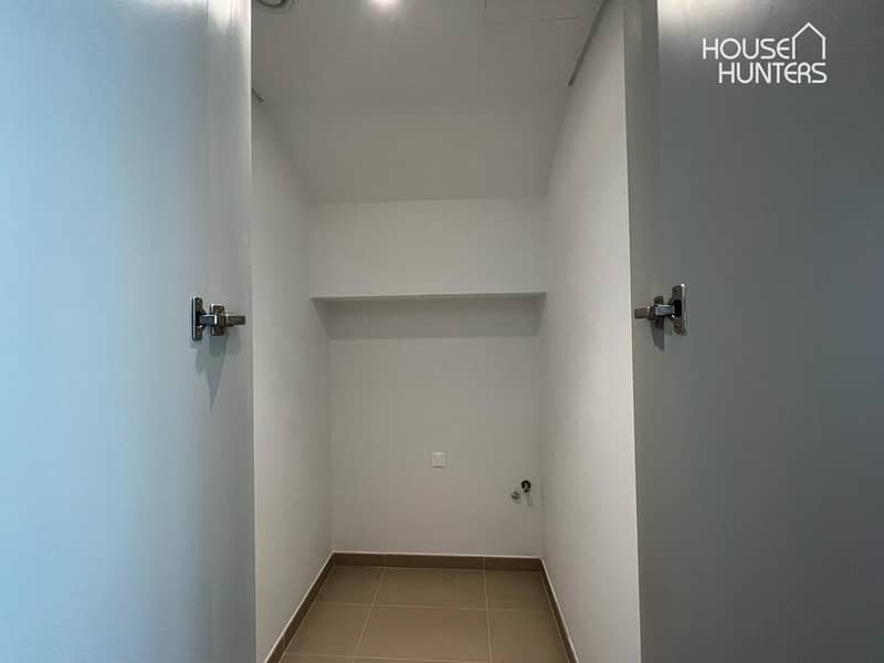 One of a kind | Renovated | Big living area - Image 6