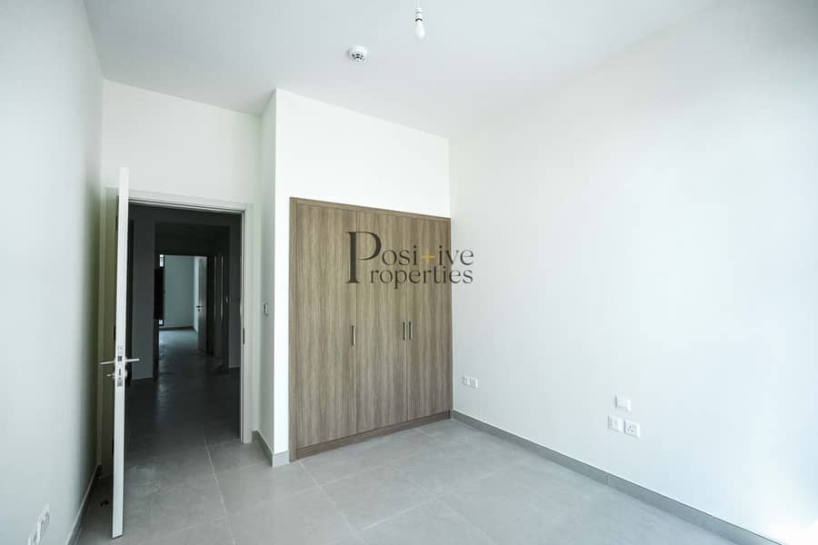 Single Row | Beachfront Living | Premium Villa