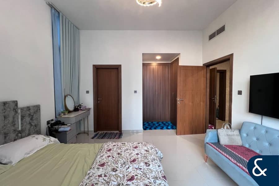 Furnished | One Bedroom APT | Corner Unit - Image 11