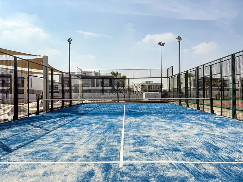 Single Row | Beachfront Living | Premium Villa - Image 10