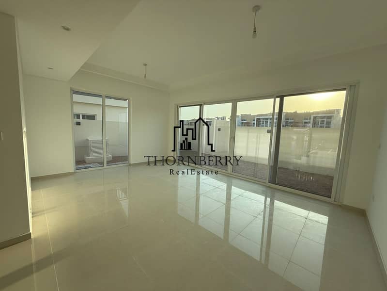 Middle Unit | Park View | Near Central Park