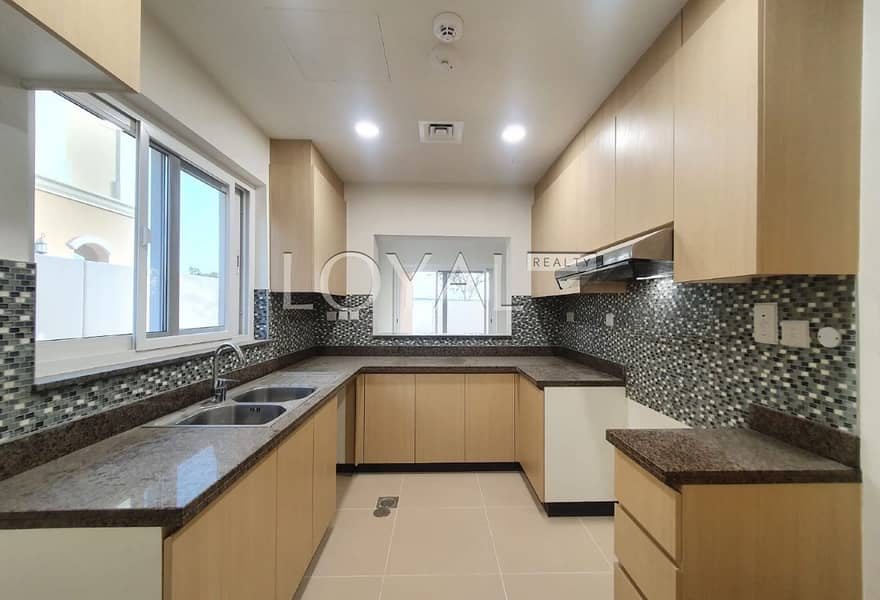 Spacious Layout | Family Friendly| Well Maintained