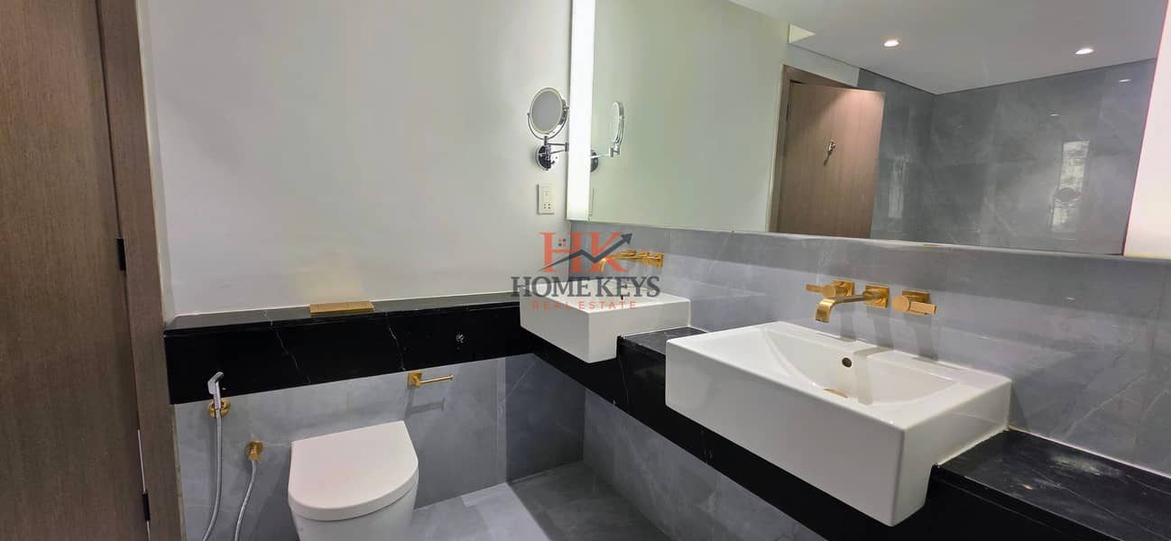 Top Floor Spacious 3 Bedrooms Penthouse || Sea & Burj Al Arab Views || All Bills Included - Image 13