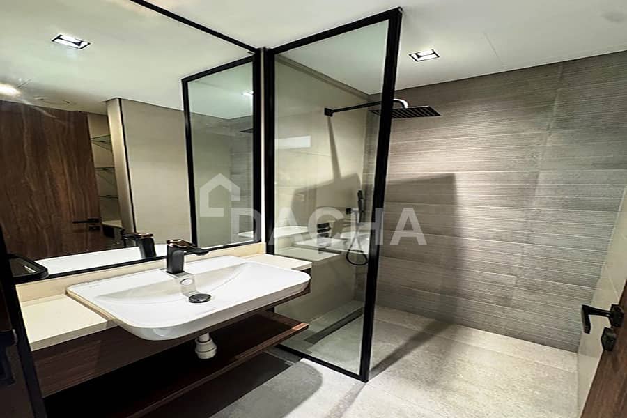 Prime Location | New | Great Amenities - Image 6