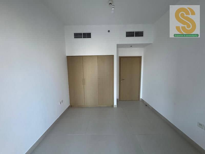 Breathtaking View I Luxurious Living I Best Deal - Image 11