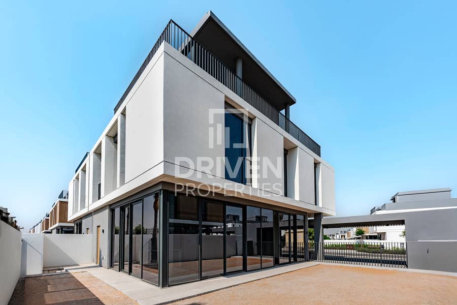 Brand new | Close to Amenities | Single Row - Image 24