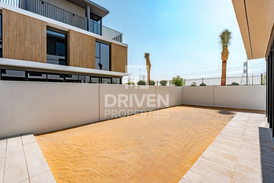 Brand new | Close to Amenities | Single Row - Image 25