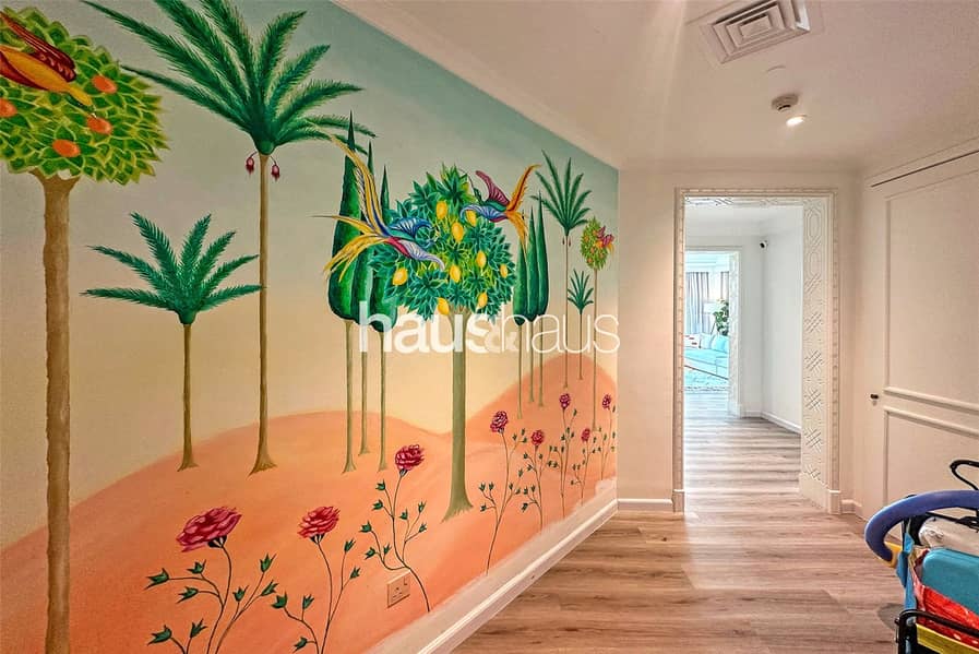 Tranquil Living | Upgraded | Private Garden | VOT - Image 17