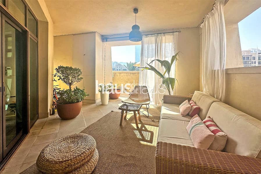 Tranquil Living | Upgraded | Private Garden | VOT - Image 20