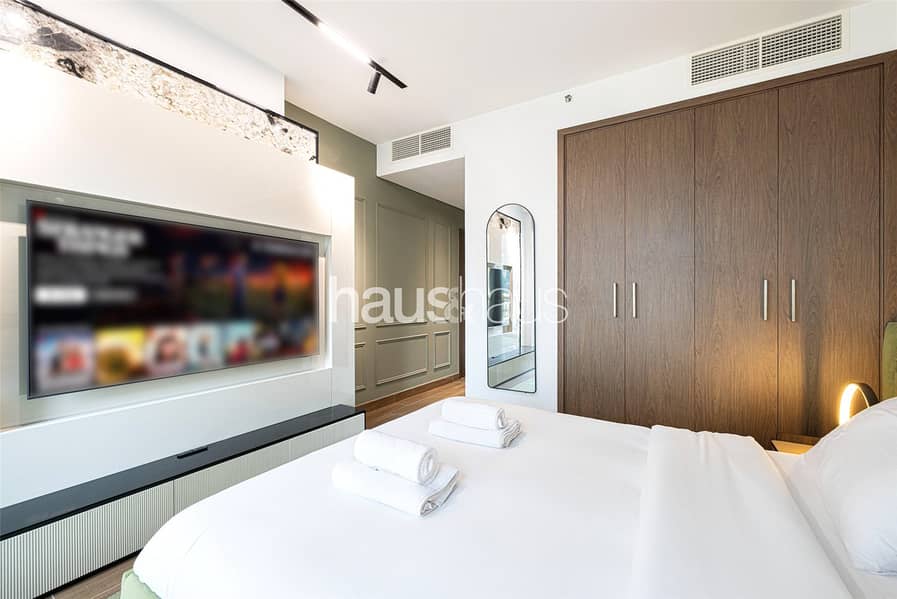 Burj View | Private Terrace | Fully Upgraded - Image 13