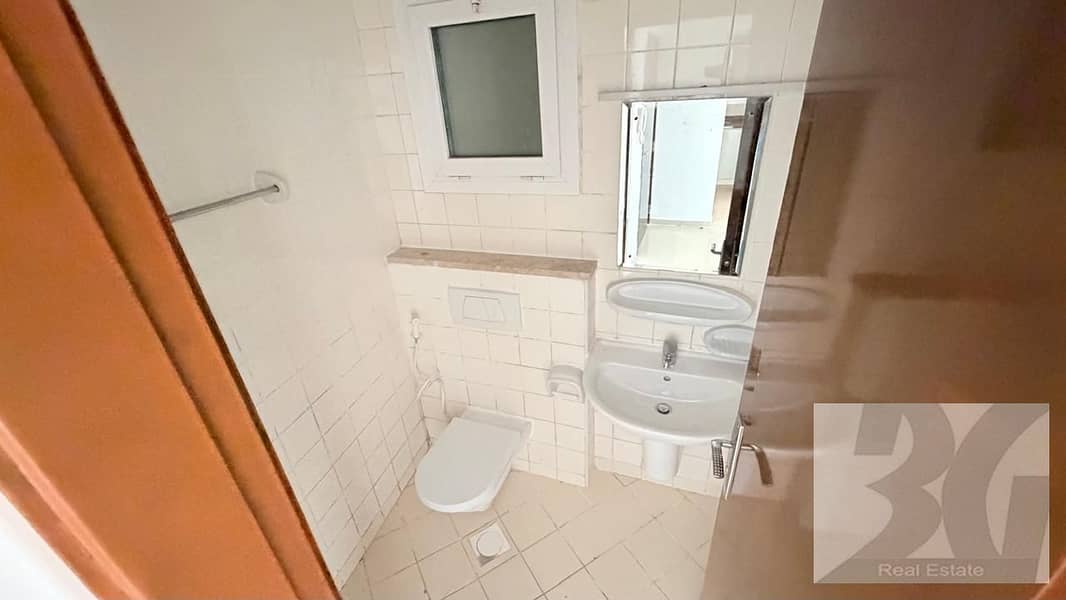 Lake Facing I Near DMCC Metro I High Floor - Image 11