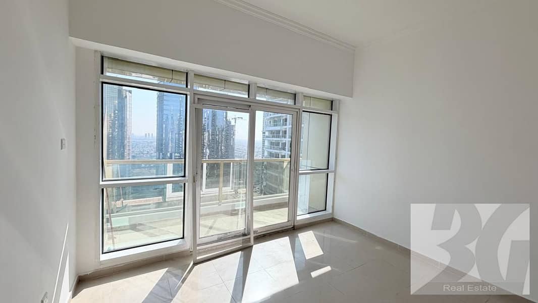 Lake Facing I Near DMCC Metro I High Floor - Image 13