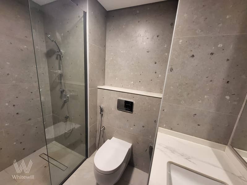 Brand New | City View | Vacant - Image 6