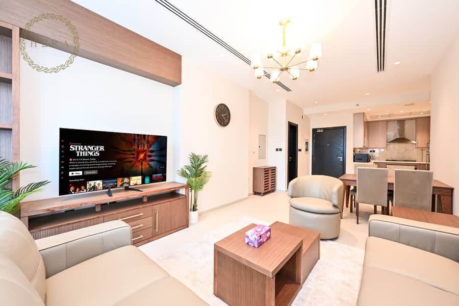 Elite Downtown // Furnished Two Bedroom (Monthly Option)